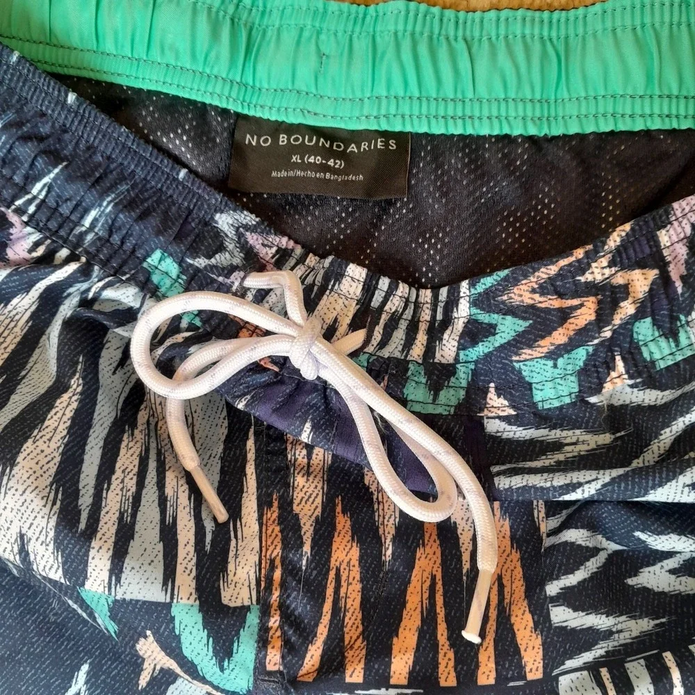 No Boundaries Men's XL Swim Trunks Above Knee Blue Board Shorts 40-42 Adjustable